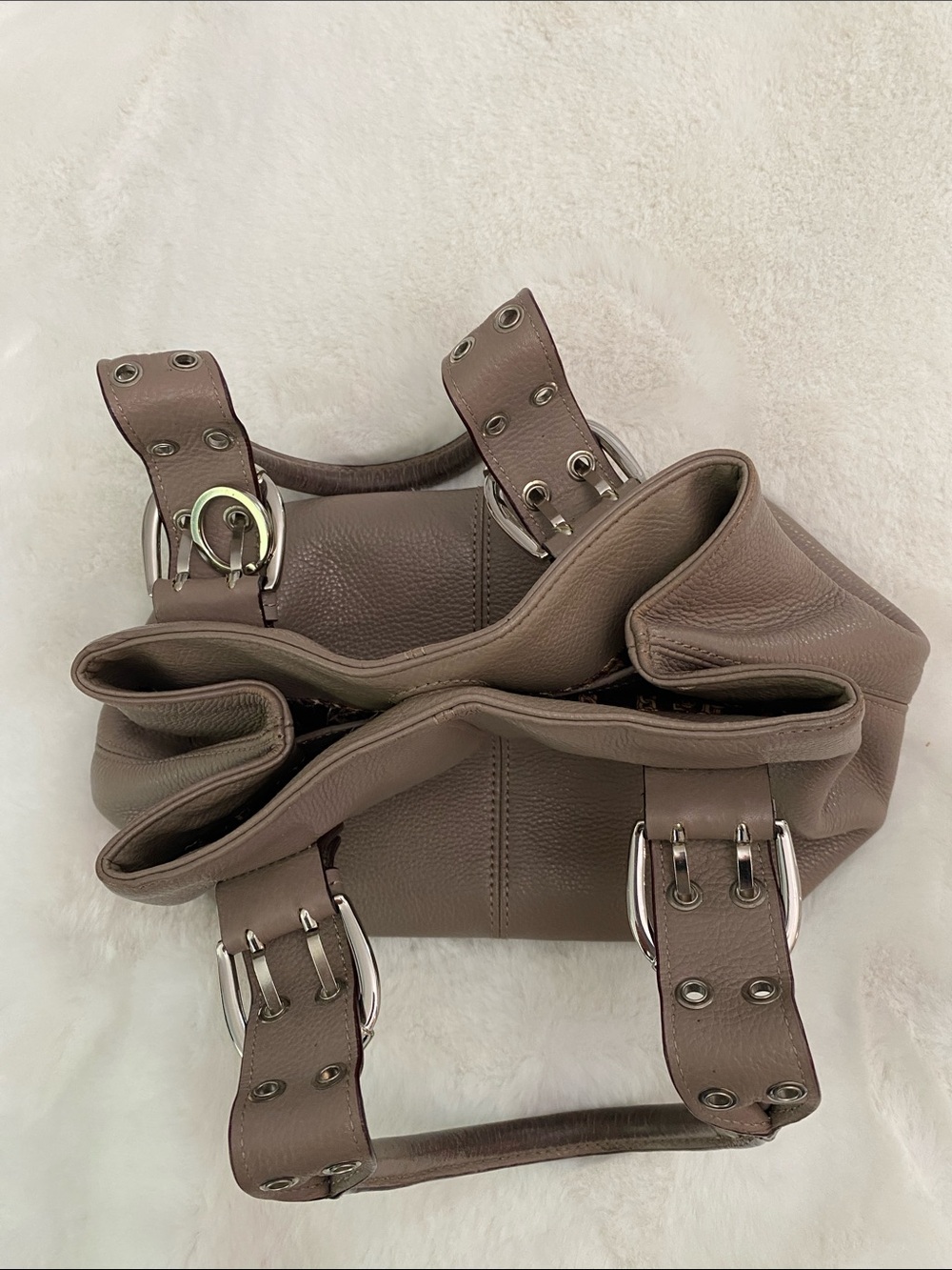 Taupe Pebbled Leather Purse Bag w/Silver Buckle Accents.Very Gently Used & Loved - Picture 8 of 12